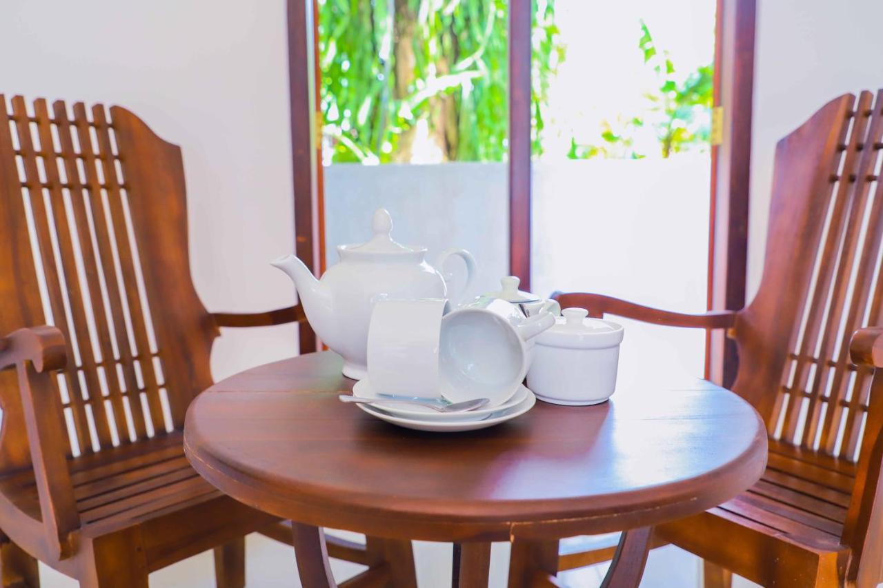 Ilamparuma Hotel Weligama Exterior photo
