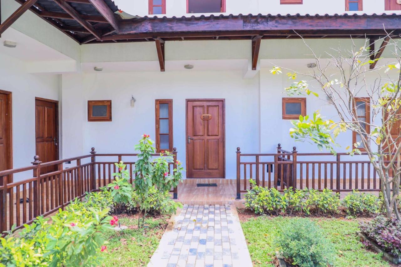 Ilamparuma Hotel Weligama Exterior photo